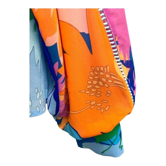 Colorful Floral Women's Top - Picture 5 of 6